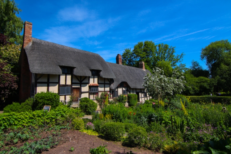 Anne Hathaway's cottage and garden